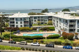 6 Commodore Dr, Emeryville, CA 94608 - Photo 25