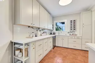 6417 Hillegass Ave, Oakland, CA 94618 - Photo 11