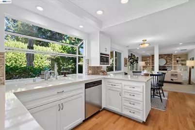230 Heather Pl, Danville, CA 94526 - Photo 11
