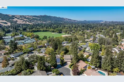 230 Heather Pl, Danville, CA 94526 - Photo 51