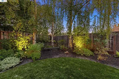 230 Heather Pl, Danville, CA 94526 - Photo 43