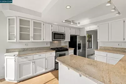 14 Hyannis Cove, San Rafael, CA 94901 - Photo 15
