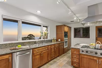 17 Senior Ave, Berkeley, CA 94708 - Photo 73