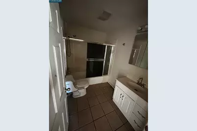 2470 Avenue 136th, San Leandro, CA 94577 - Photo 11