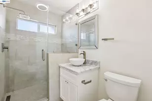27827 Hummingbird Ct, Hayward, CA 94545 - Photo 17