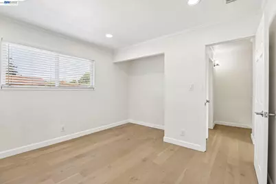 27827 Hummingbird Ct, Hayward, CA 94545 - Photo 15