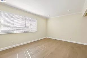 27827 Hummingbird Ct, Hayward, CA 94545 - Photo 19