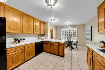 2384 Woodthrush Way, Pleasanton, CA 94566 - Photo 33