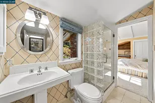 40 Estabueno Dr, Orinda, CA 94563 - Photo 29