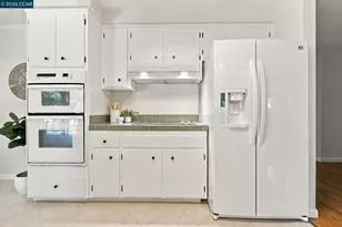 1677 Wilson Ct, Concord, CA 94521 - Photo 9