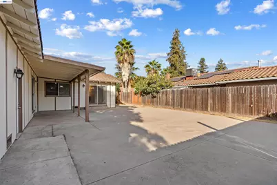 2709 Albion Way, Modesto, CA 95358 - Photo 33