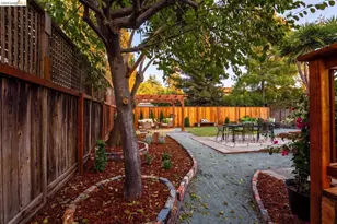 5726 Claremont, Oakland, CA 94618 - Photo 41
