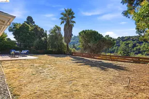 3218 Estates Ave, Pinole, CA 94564 - Photo 35