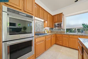 8019 Kelok Way, Clayton, CA 94517 - Photo 11