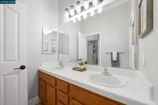 8019 Kelok Way, Clayton, CA 94517 - Photo 25