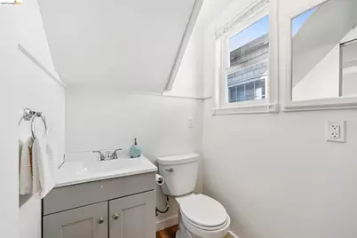 837 Aileen St, Oakland, CA 94608 - Photo 23
