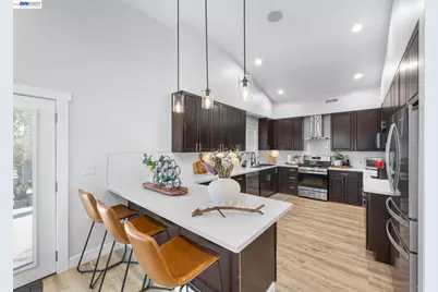 930 Wainwright, San Jose, CA 95128 - Photo 9