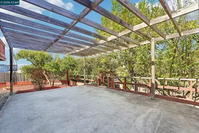 7717 Eureka Ave, El Cerrito, CA 94530 - Photo 23
