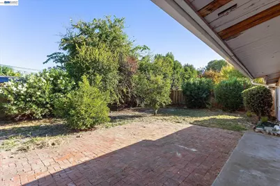 3042 Chrisland Ct, Concord, CA 94520 - Photo 31