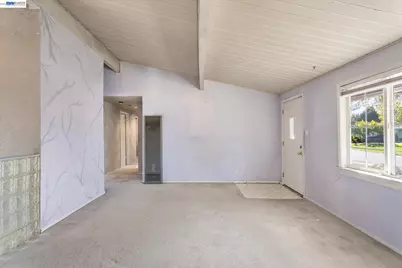 3042 Chrisland Ct, Concord, CA 94520 - Photo 9