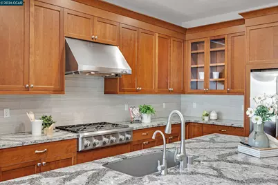2027 Tempranillo Lane, Brentwood, CA 94513 - Photo 9