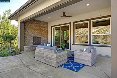 2027 Tempranillo Lane, Brentwood, CA 94513 - Photo 37