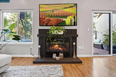 35 Sapphire Ct, Hercules, CA 94547 - Photo 7