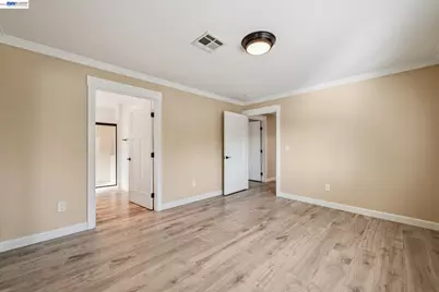 29421 Sandburg, Hayward, CA 94544 - Photo 29