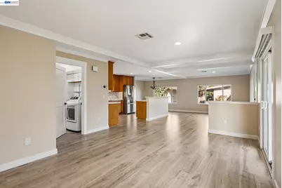 29421 Sandburg, Hayward, CA 94544 - Photo 21