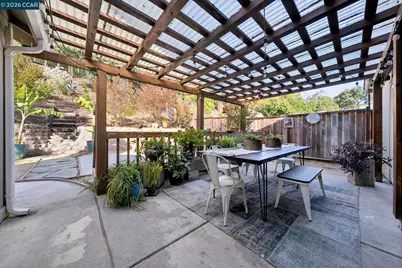 227 Clearview Dr, Vallejo, CA 94591 - Photo 33