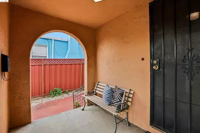 2927 58th Ave, Oakland, CA 94605 - Photo 3