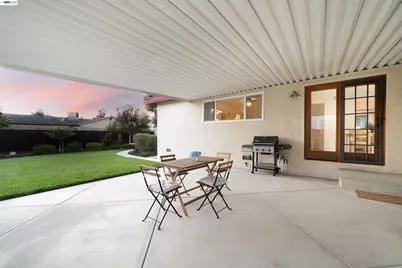255 Hillcrest Ave, Livermore, CA 94550 - Photo 29
