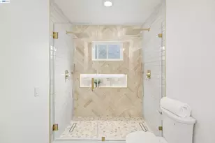 1084 Jamie Dr, Concord, CA 94518 - Photo 29