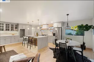 1084 Jamie Dr, Concord, CA 94518 - Photo 17