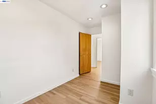484 Phelps St, Oakland, CA 94603 - Photo 21