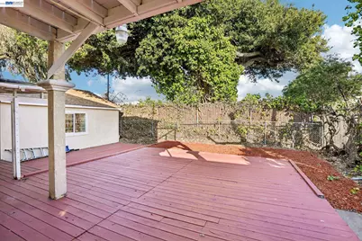 484 Phelps St, Oakland, CA 94603 - Photo 53