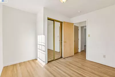 484 Phelps St, Oakland, CA 94603 - Photo 41