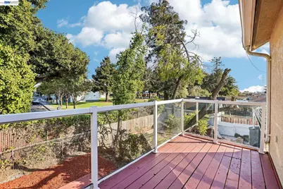 484 Phelps St, Oakland, CA 94603 - Photo 35