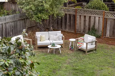 1221 Curtis St, Berkeley, CA 94706 - Photo 21