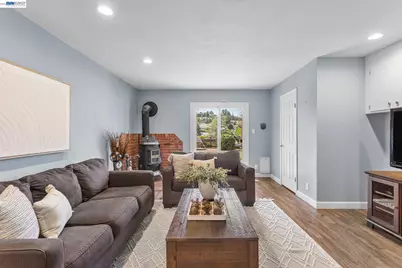 2783 Jennifer Dr, Castro Valley, CA 94546 - Photo 21