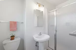 525 Cottonwood Dr, Fairfield, CA 94533 - Photo 27