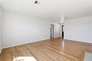 525 Cottonwood Dr, Fairfield, CA 94533 - Photo 9