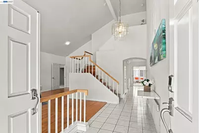 3058 Ridgegate Dr, San Jose, CA 95133 - Photo 3
