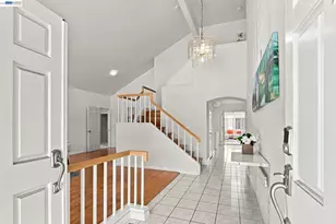 3058 Ridgegate Dr, San Jose, CA 95133 - Photo 3