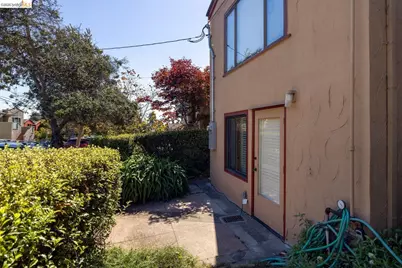 902 Carmel Ave, Albany, CA 94706 - Photo 9