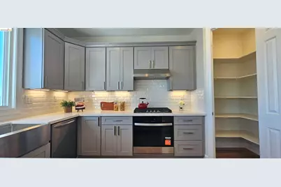 516 Seacliff Pl, Richmond, CA 94801 - Photo 9