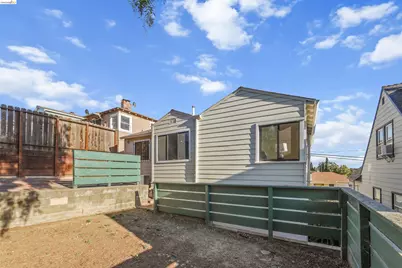 3301 82nd Ave, Oakland, CA 94605 - Photo 27
