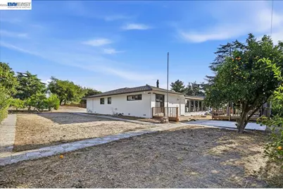 15159 Garcal Dr, San Jose, CA 95127 - Photo 77