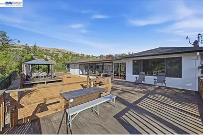 15159 Garcal Dr, San Jose, CA 95127 - Photo 71