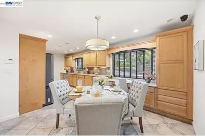 15159 Garcal Dr, San Jose, CA 95127 - Photo 17